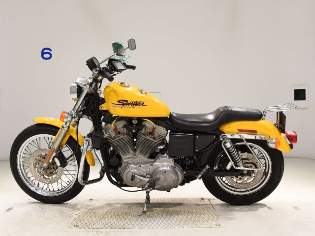Harley-Davidson Sportster 883 / Hugger XLH883