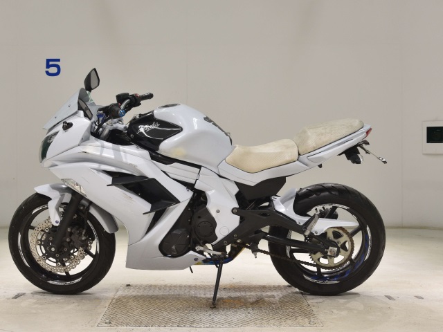 Kawasaki NINJA400