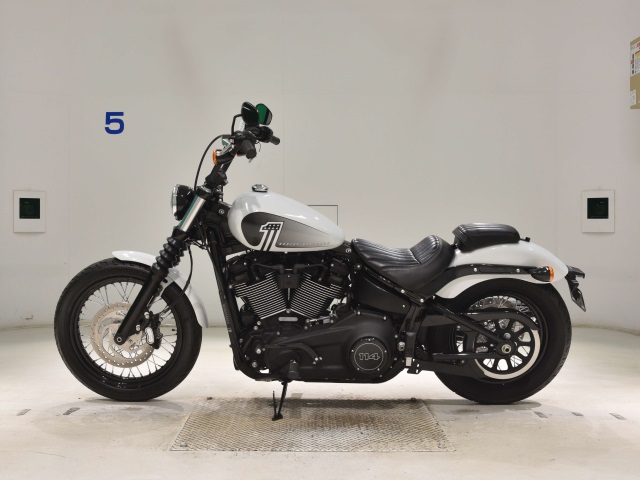 Harley-Davidson Street Bob 114 FXBBS1870