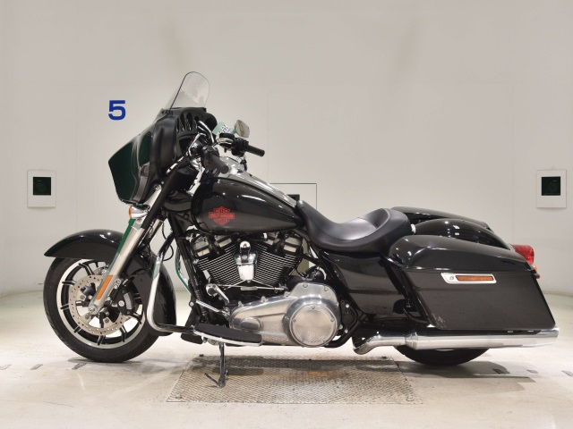 Harley-Davidson Electra Glide Standard FLHT1750