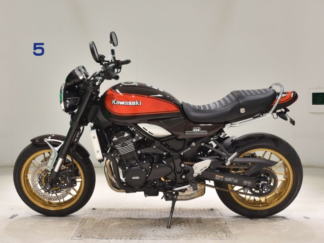 Kawasaki Z900RS
