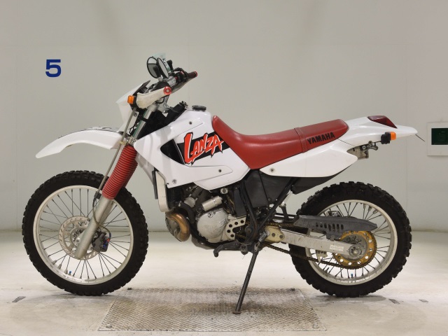 Yamaha LANZA DT230