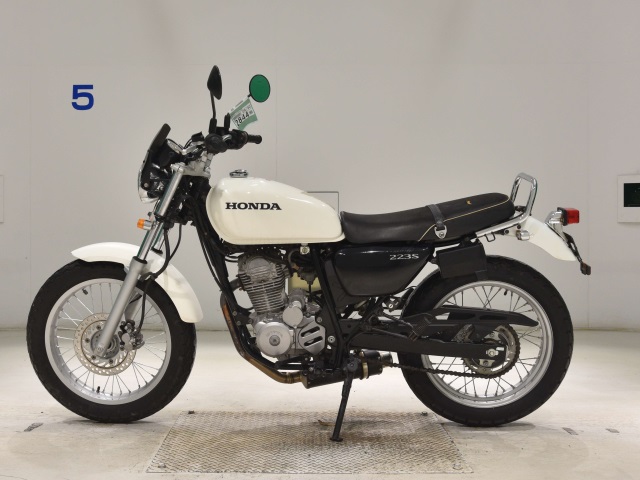 Honda CB223S