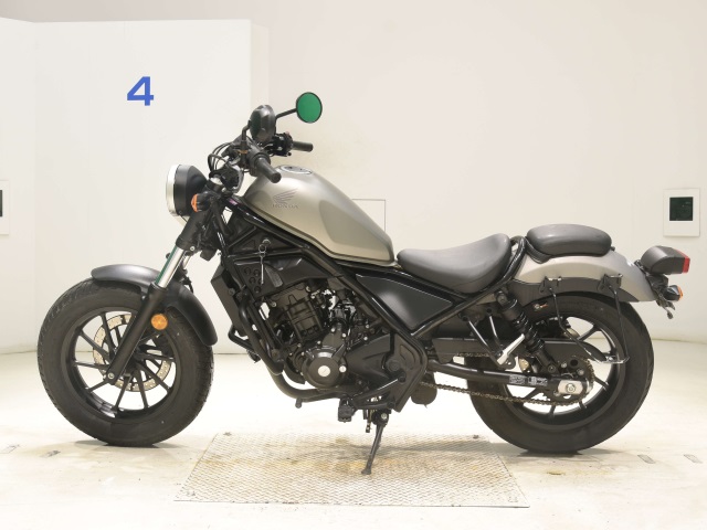 Honda REBEL