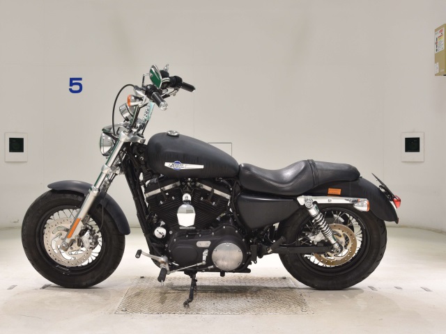 Harley-Davidson Sportster 1200 Custom Limited B XL1200CB