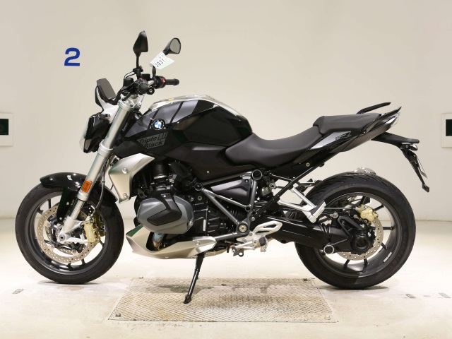 BMW R1250R