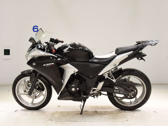 Honda CBR250R ABS