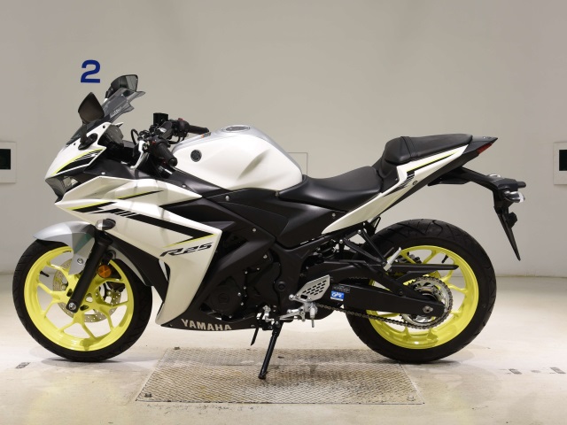 Yamaha YZF-R25