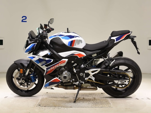 BMW M1000R