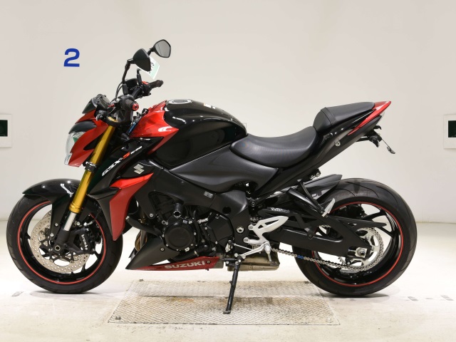 Suzuki GSX-S1000