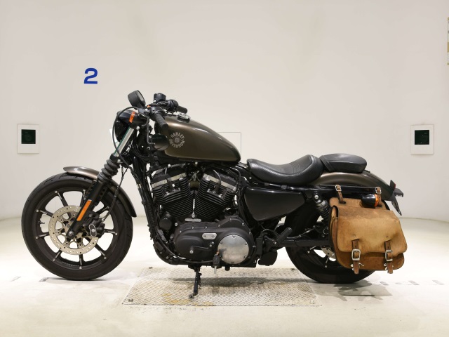 Harley-Davidson Iron 883 XL883N