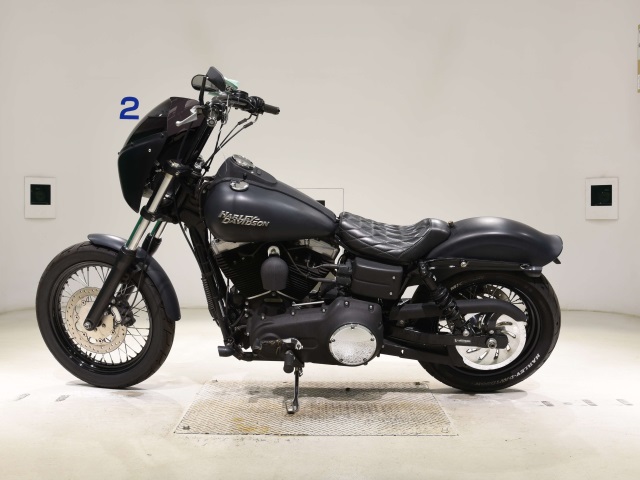 Harley-Davidson Street Bob FXDB1580