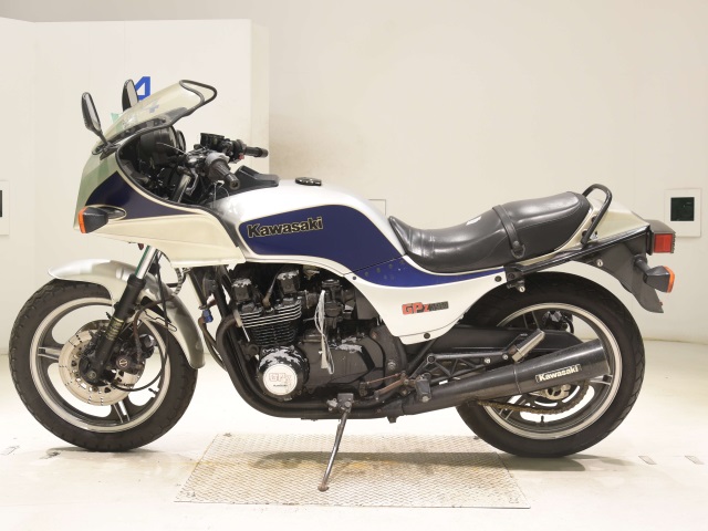 Kawasaki GPZ750