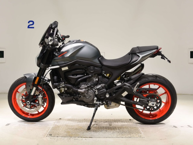 Ducati M937+