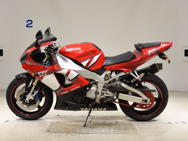 Yamaha YZF-R1