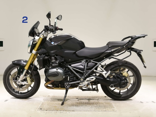 BMW R1200R