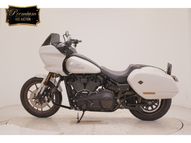 Harley-Davidson Low Rider ST FXLRST1920