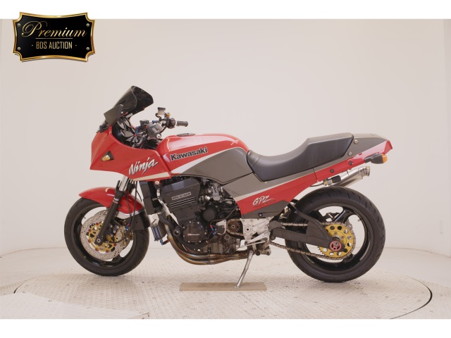 Kawasaki GPZ900R