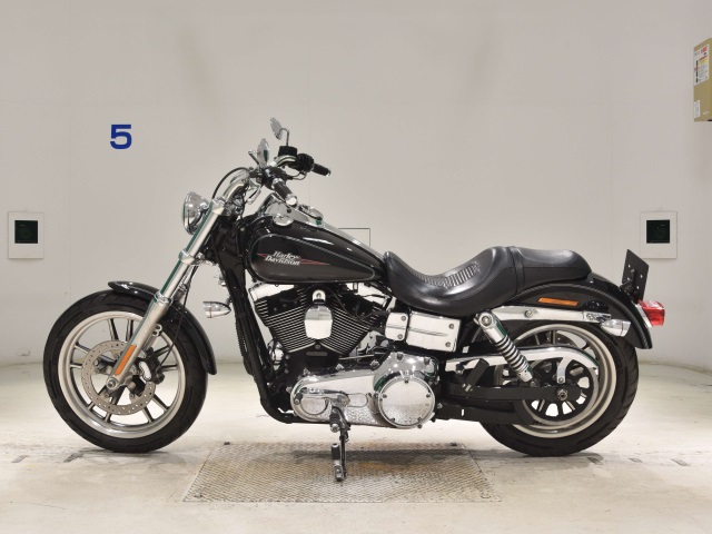 Harley-Davidson Dyna Low Rider FXDL1580