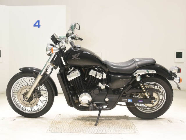 Honda VT400S