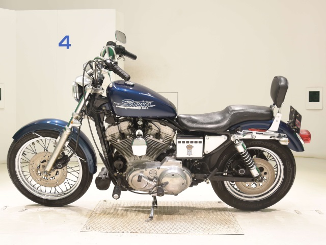 Harley-Davidson Sportster 883 / Hugger XLH883