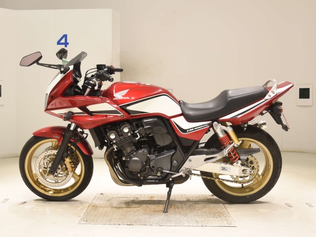 Honda CB400SFV-4 BOLDORABS