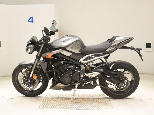 Triumph STREET TRIPLE RS