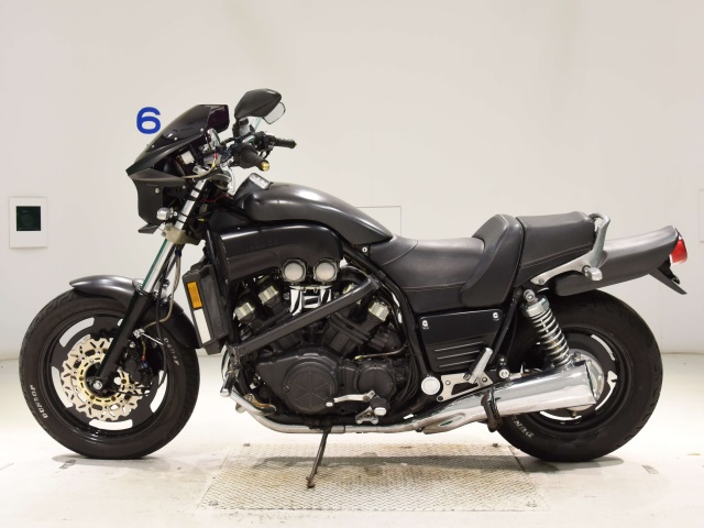 Yamaha V-MAX