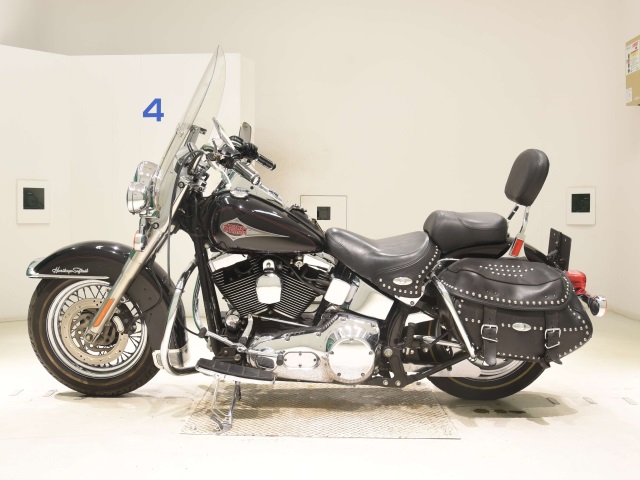 Harley-Davidson Heritage Softail Classic FLSTC1450