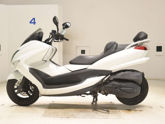 Yamaha MAJESTY 250-4