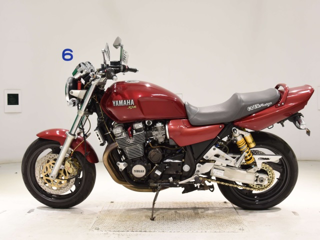 Yamaha XJR1200