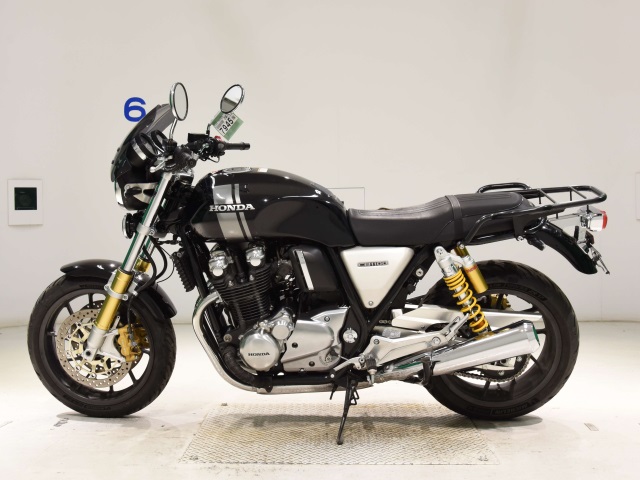 Honda CB1100RS