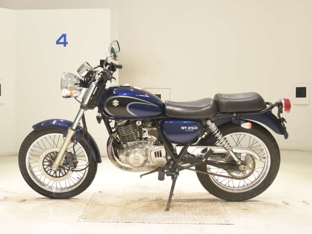 Suzuki ST250E