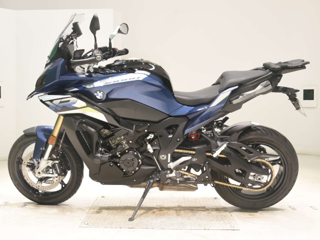 BMW S1000XR