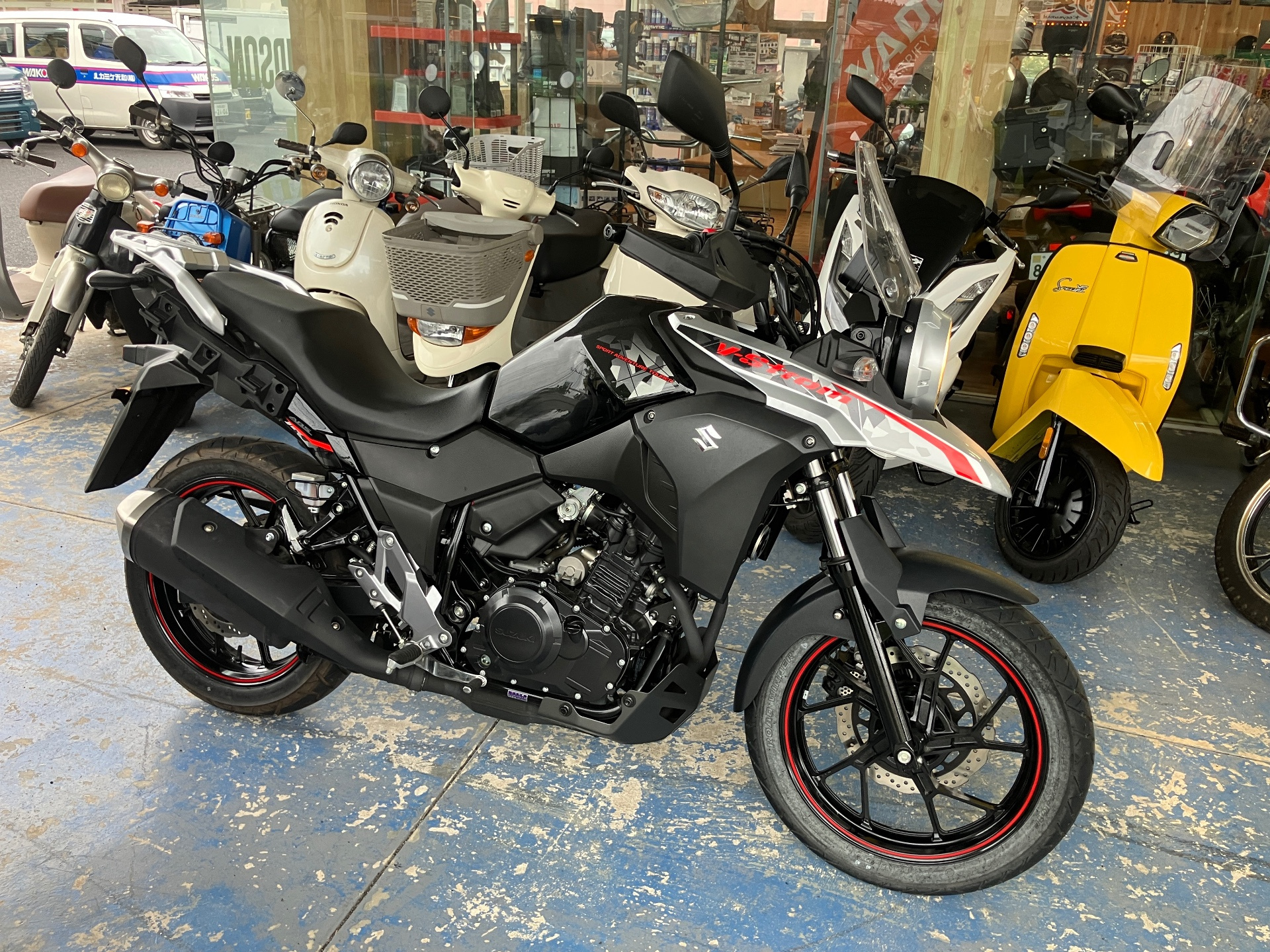 Suzuki V-STROM 250ABS