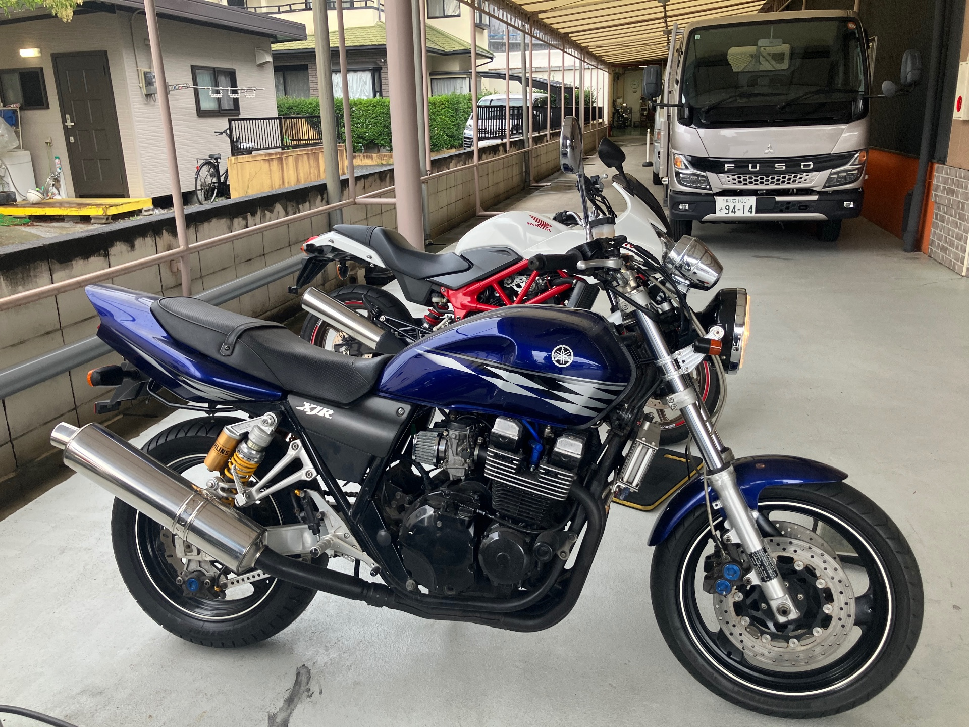 Yamaha XJR400R-1