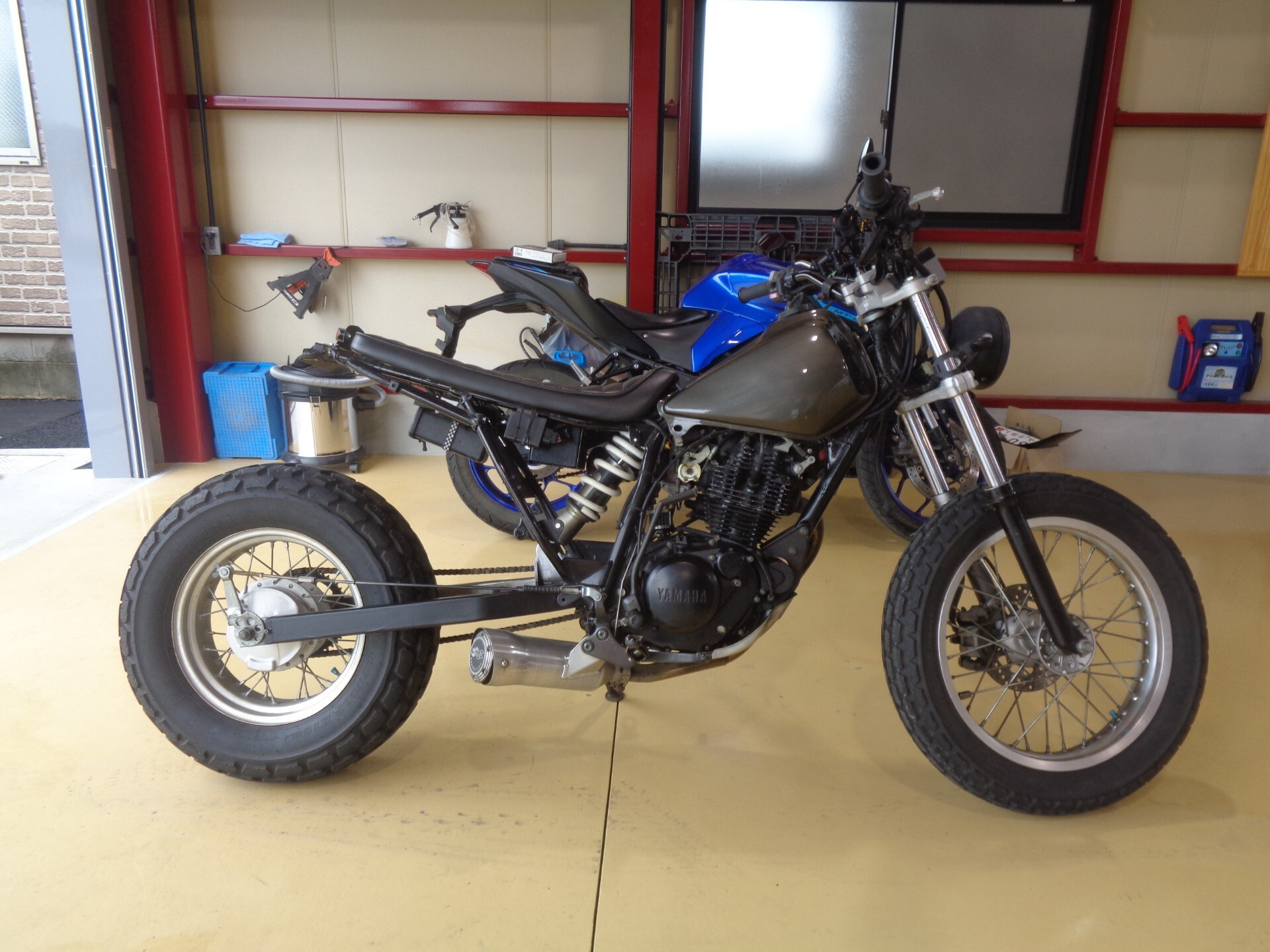 Yamaha TW225