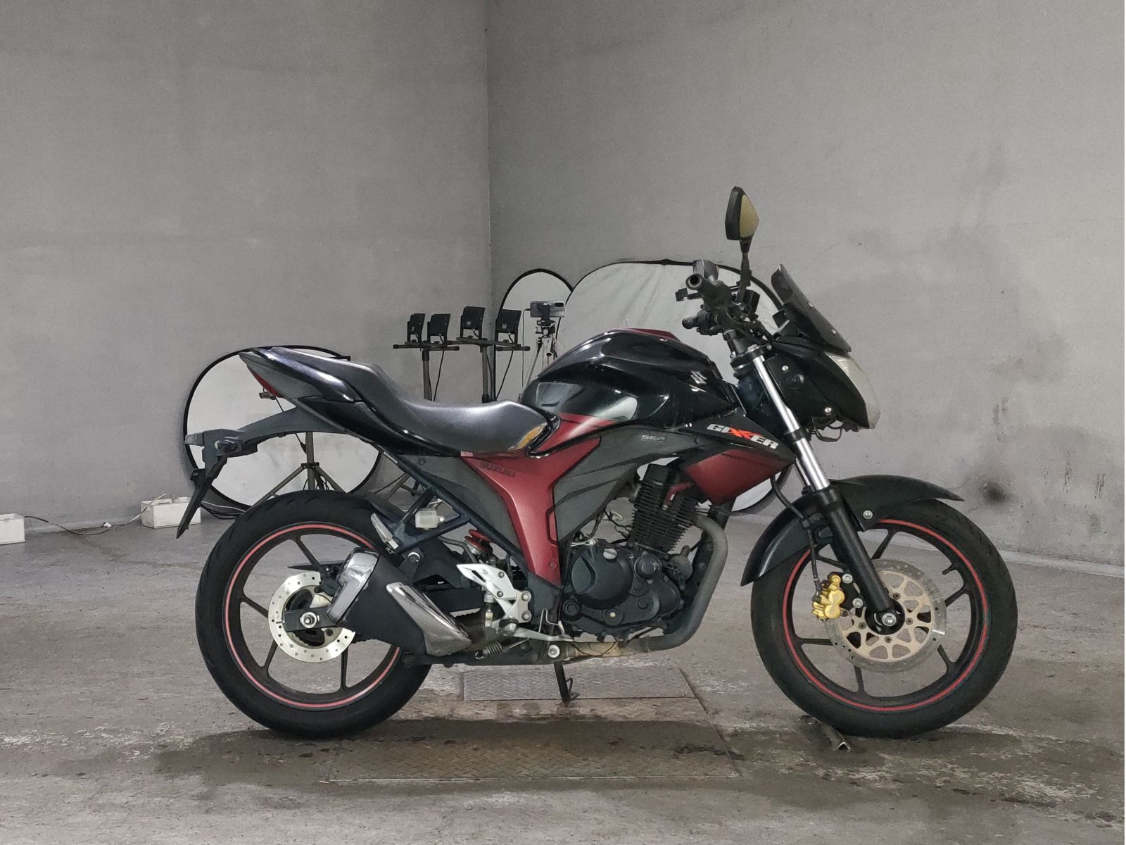 Suzuki GIXXER-150