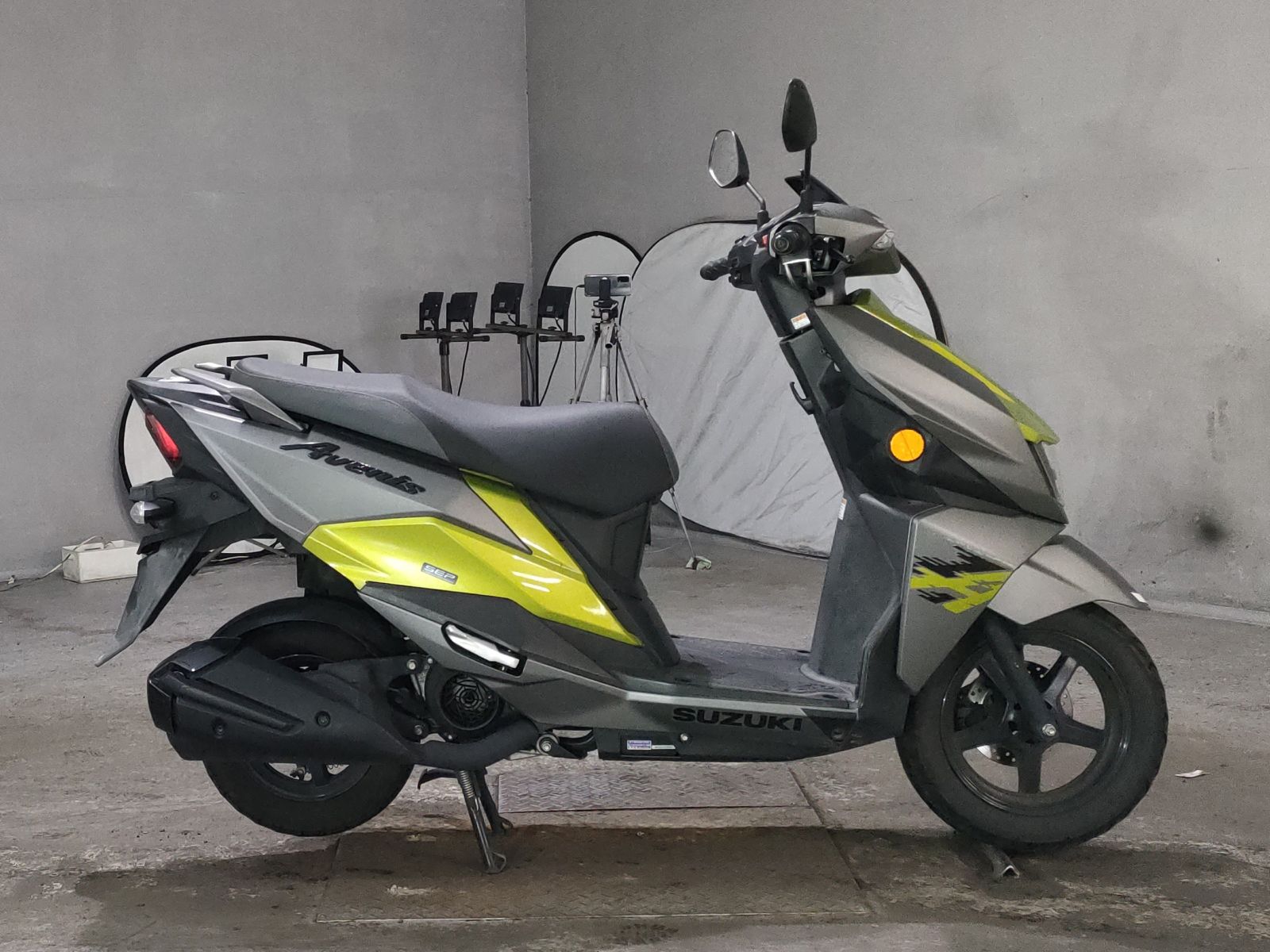 Suzuki AVENIS125