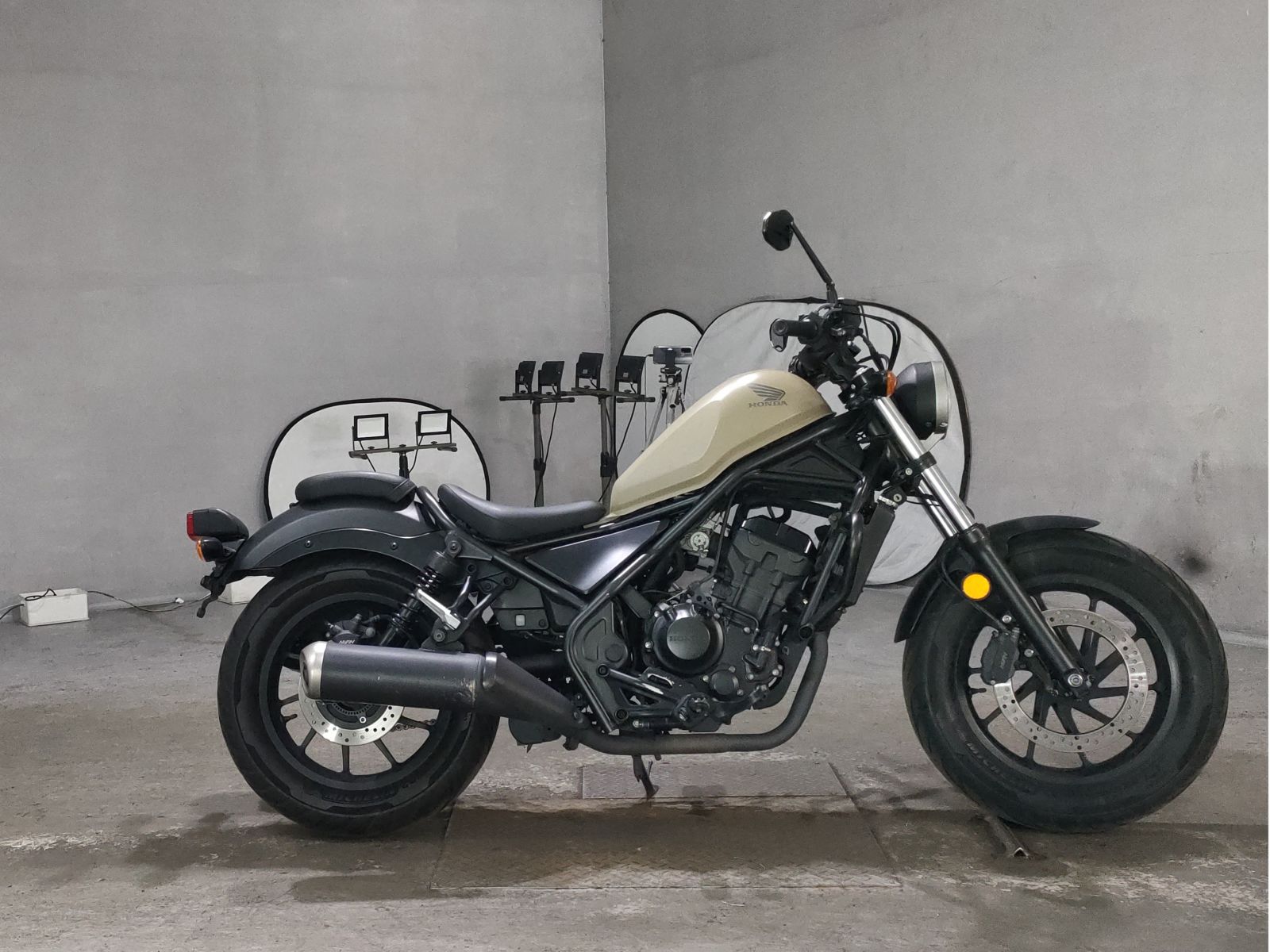 Honda REBEL