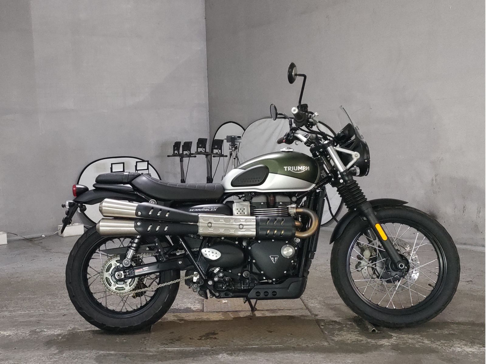 Triumph STREET SCRAMBLER