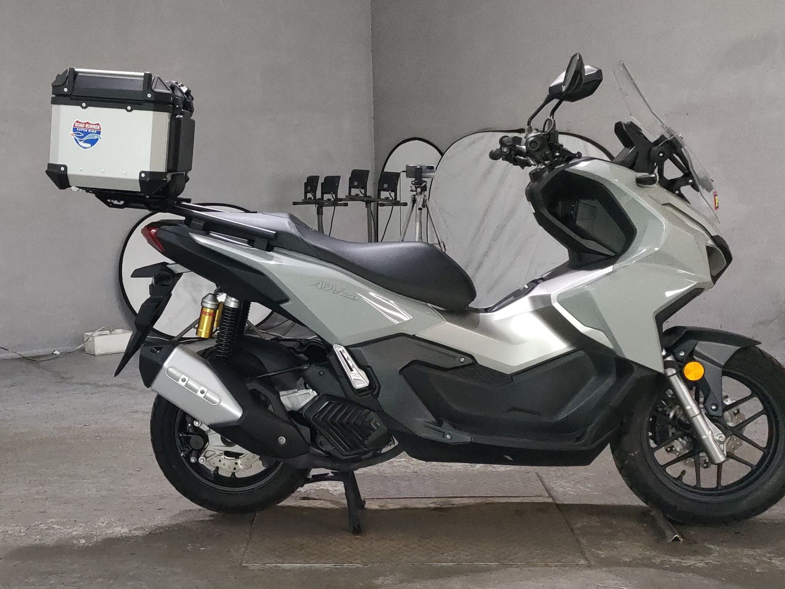 Honda ADV160