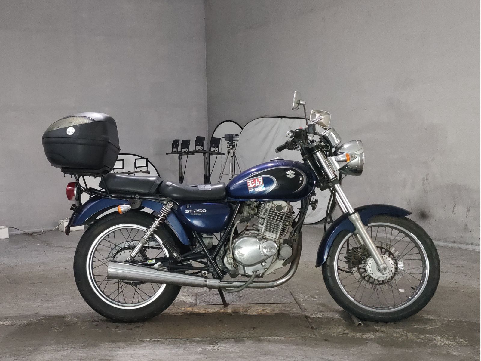 Suzuki ST250E
