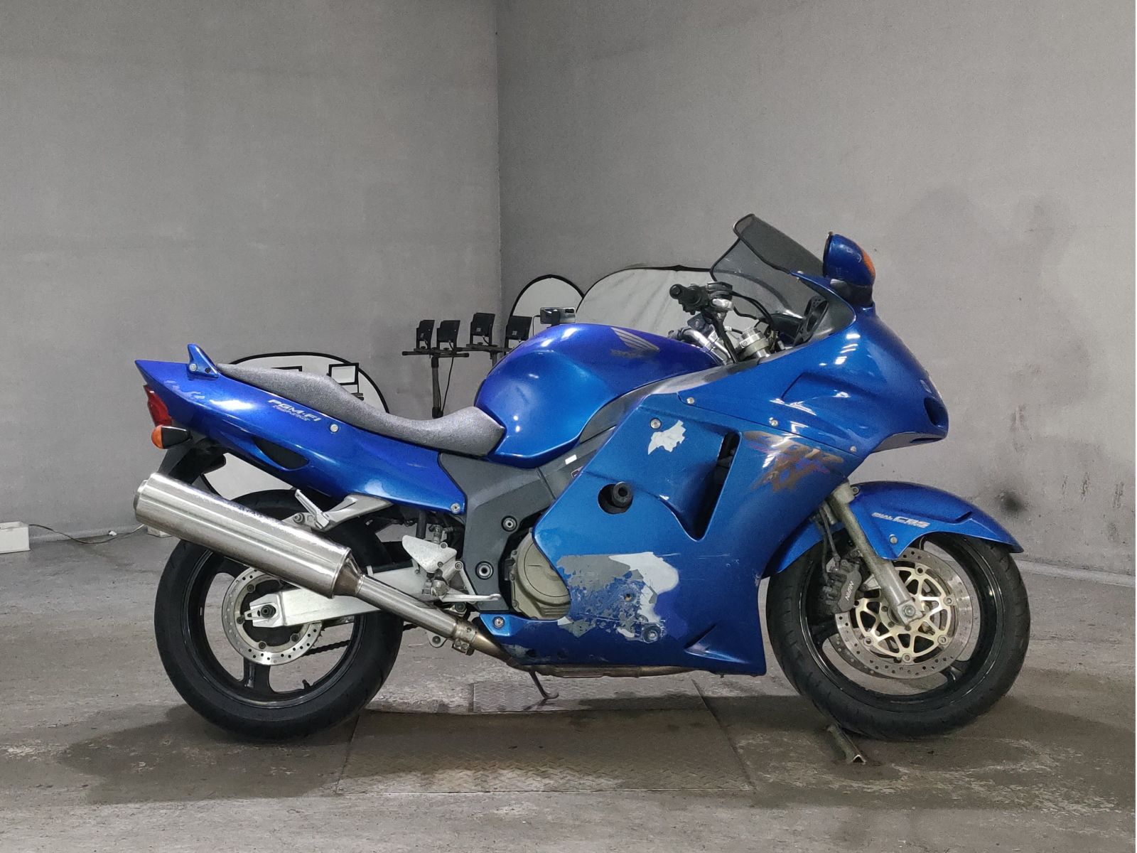 Honda CBR1100XX