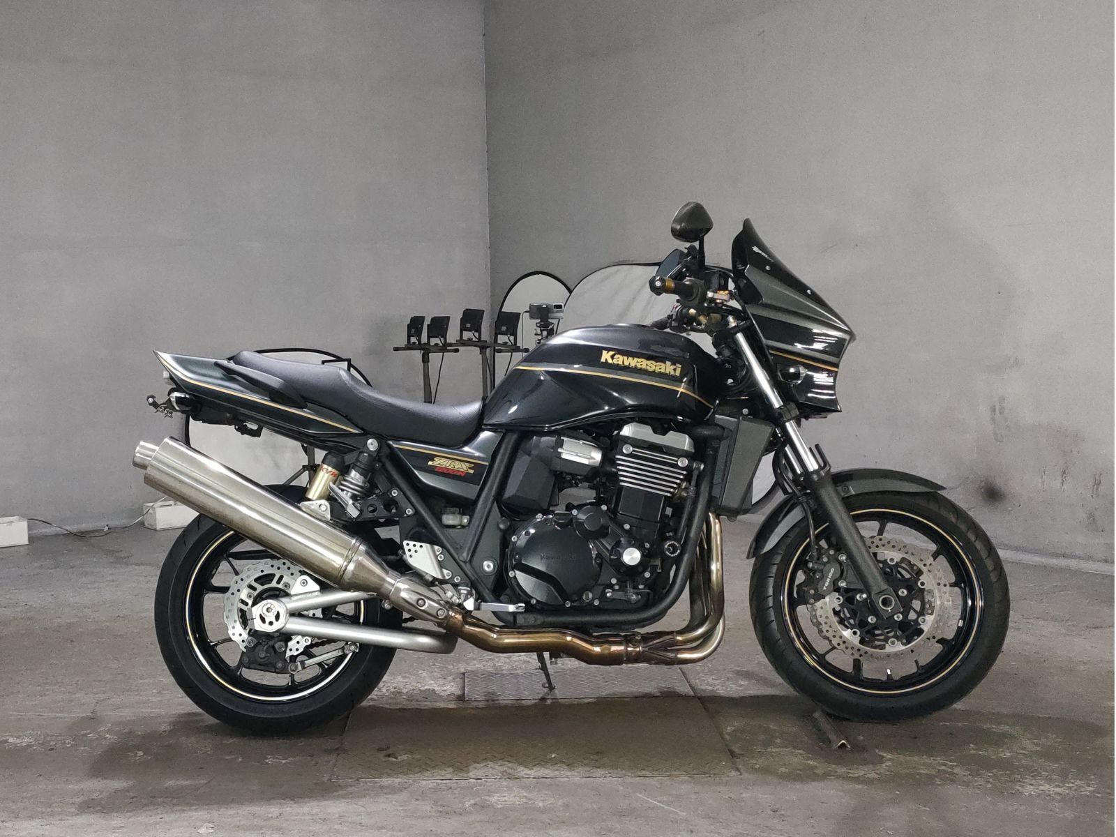 Kawasaki ZRX1200