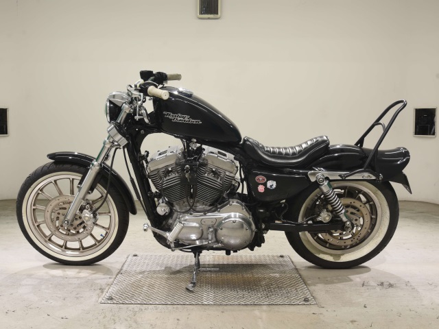 Harley-Davidson Sportster 883 Low / SuperLow XL883L
