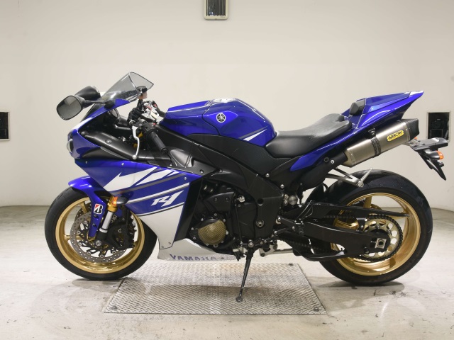 Yamaha YZF-R1