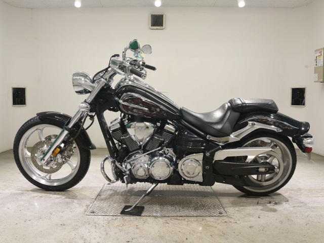 Yamaha XV1900 RAIDER