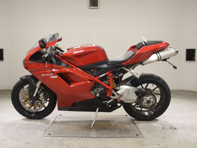 Ducati 848