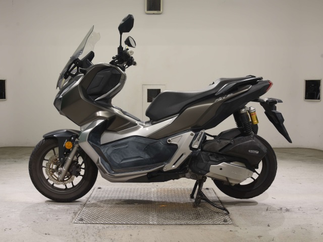 Honda ADV150